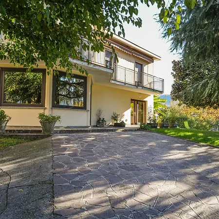 La Magnolia Holiday home Calolziocorte